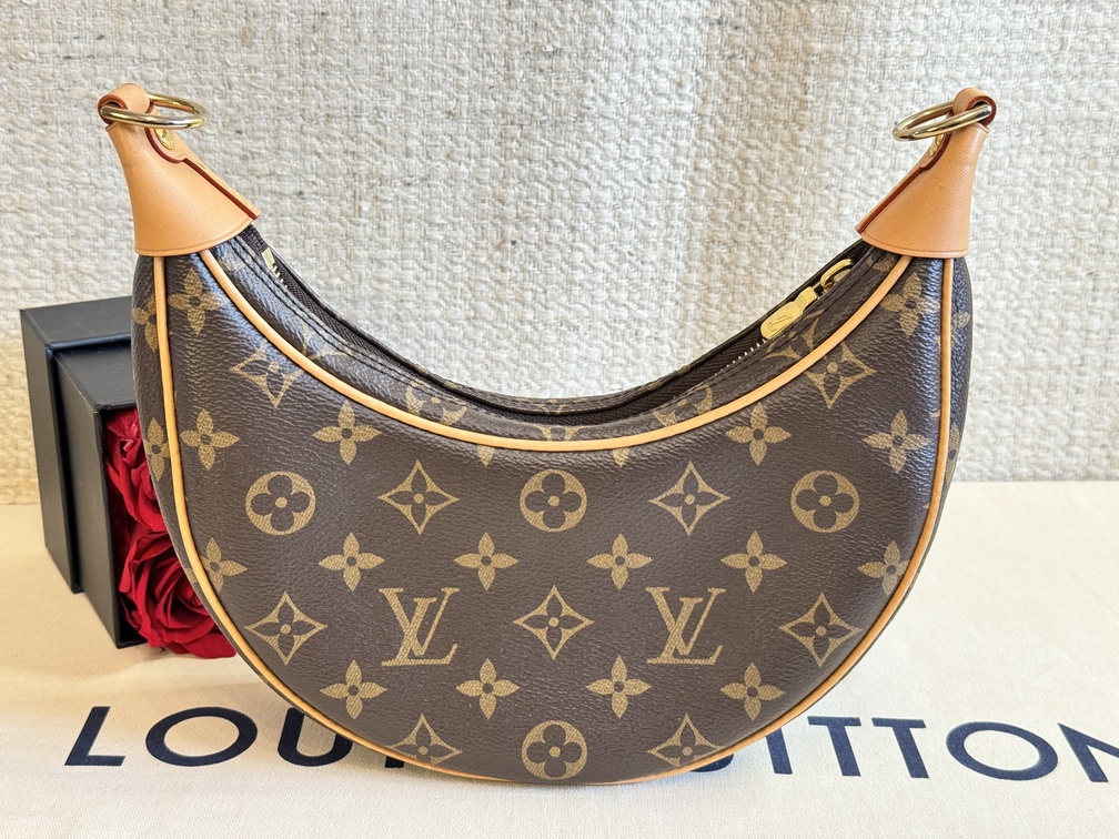 100% Original Louis Vuitton Loop Monogram M081098 Preloved Designer